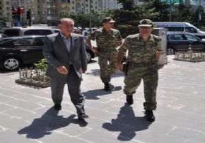 PAŞA ESOB'A VEDA ETTİ