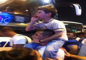 AŞKALE ASKERLERİNİ UĞURLADI