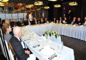 Altıparmak Gürcistan Devlet Başkanı'nı ağırladı