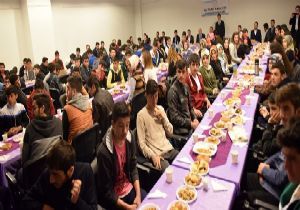 Sekmen Gençlere seslendi