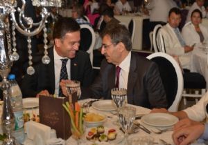 ASİAD'IN SAHUR BULUŞMASINDA KALPLER GAZZE İÇİN ATTI