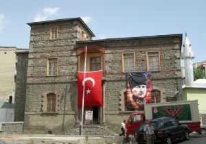 Oktay Öztürk'e DADAŞ Tepkisi