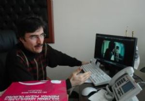 ÜNİVERSİTE'Yİ DÜNYAYA AÇTILAR!
