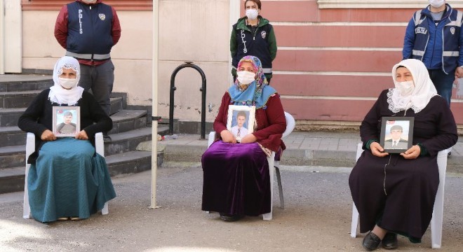 Ailelerin evlat nöbeti 219'uncu gününde