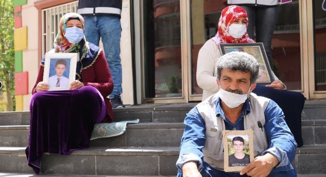 Ailelerin evlat nöbeti 254'üncü gününde