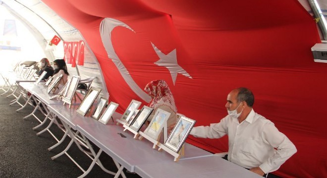 Ailelerin evlat nöbeti 262'nci günde