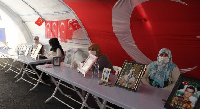 Ailelerin evlat nöbeti 275'inci gününde