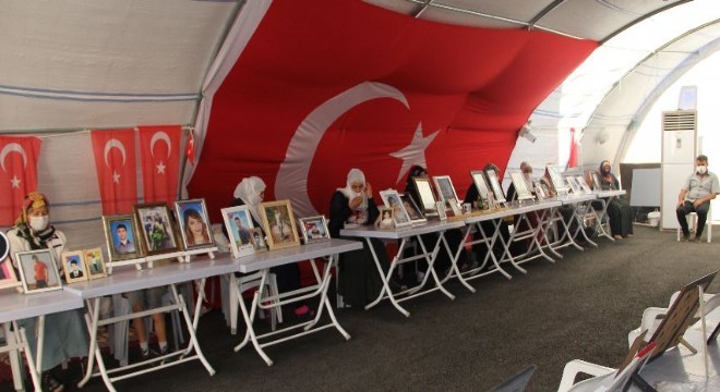 Ailelerin evlat nöbeti 332'nci günde