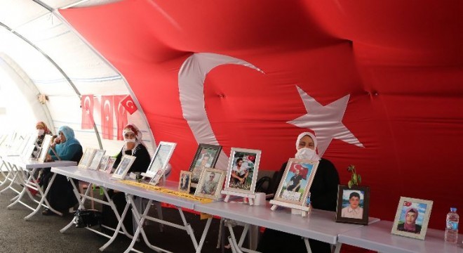 Ailelerin evlat nöbeti 347'inci gününde