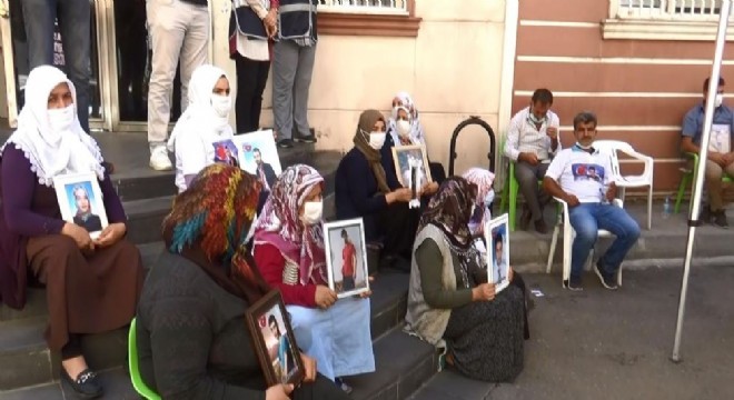 Ailelerin evlat nöbeti 372'nci gününde