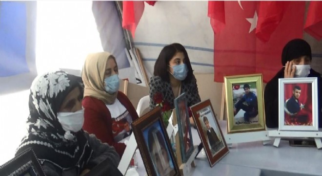 Ailelerin evlat nöbeti 464'üncü gününde