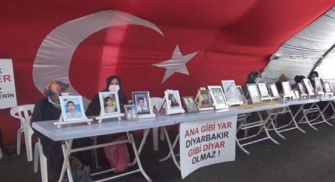 Ailelerin evlat nöbeti 511'inci gününde