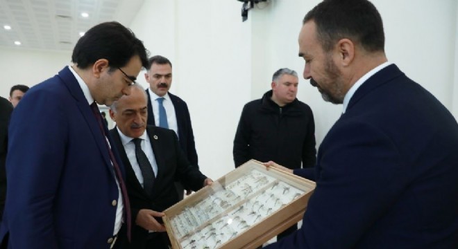 Atay'a ATAUNİ brifingi