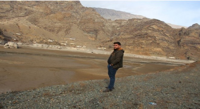 Ayvalı Barajı'nda sular 4 kilometre çekildi