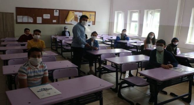 Aziziye'de öğrencilere sınav desteği