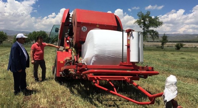 Aşkale'de silaj zamanı