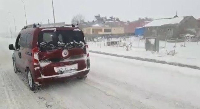Doğu'da fırtına ve tipi etkili oldu