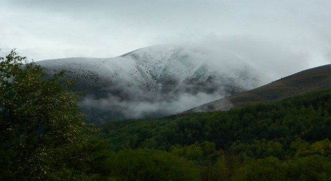 Doğu'ya yılın ilk karı düştü