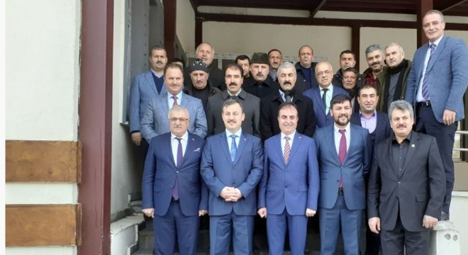 ERBİRDER'den öğrencilere karne hediyesi