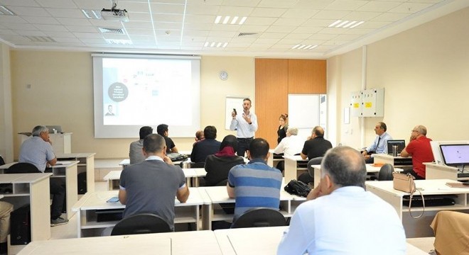 ETÜ'de online eğitim