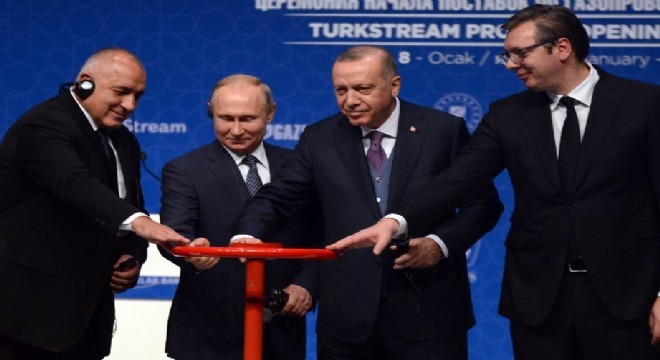 Erdoğan ve Putin'den sağduyu çağrısı
