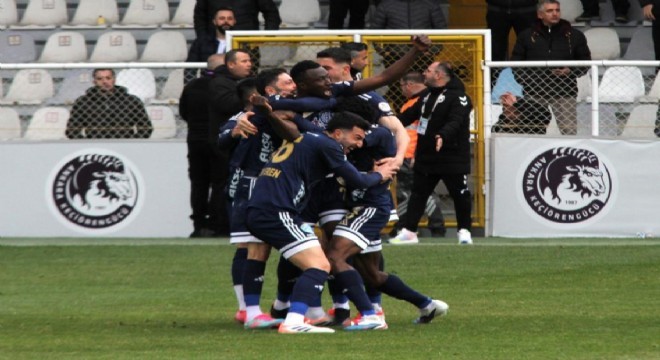 Erzurumspor Liderliği Bırakmadı..1 - 2