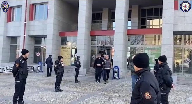 Erzurum'da aranan şahıslara yönelik operasyon