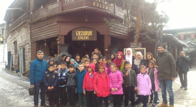 Erzurum'dan mutlu ayrıldılar