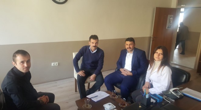 Eğitim Bir Sen'den mağdur öğretmene destek