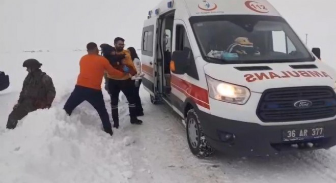 Hasta çocuklar için Mehmetçik seferber oldu