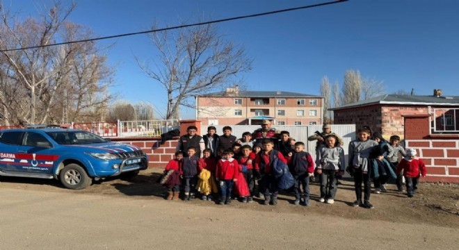 Jandarmadan huzurlu okul uygulaması