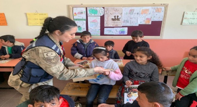 Jandarmadan öğrencilere 'Mahremiyet' eğitim