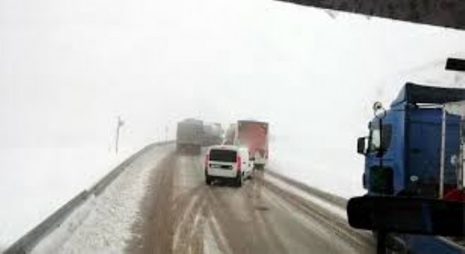Kar Kop'ta ulaşımı olumsuz etkiledi