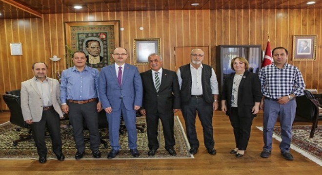 Korkut Ata'dan ATAUNİ'ye bilgi köprüsü