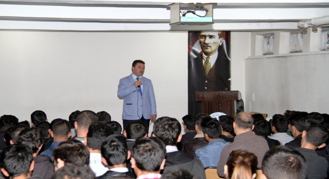 Lise öğrencilerine TYT semineri