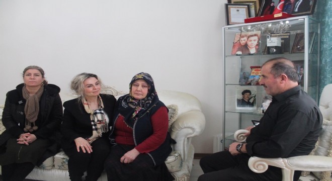 Memiş'ten şehit ailelerine vefa