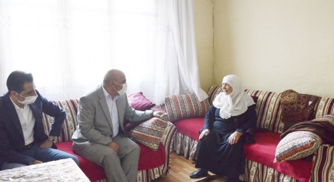 Memiş'ten Dünya Yaşlılar Günü mesajı