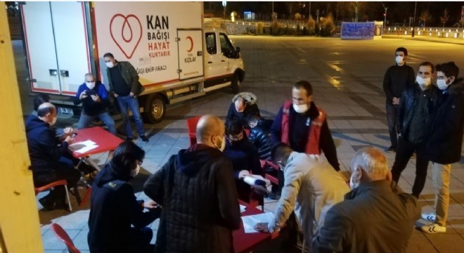 Memur-Sen'den STK'lara kan bağışı çağrısı