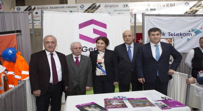 Rektör Çomaklı, ETÜ'nün Kariyer Zirvesine Katıldı