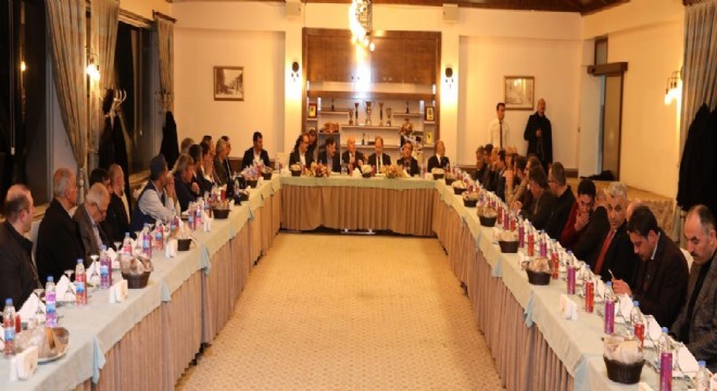 Sekmen'den Erzurum için işbirliği çağrısı