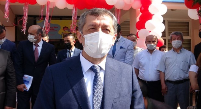 Selçuk: 'Önceliğimiz okulları açmak'
