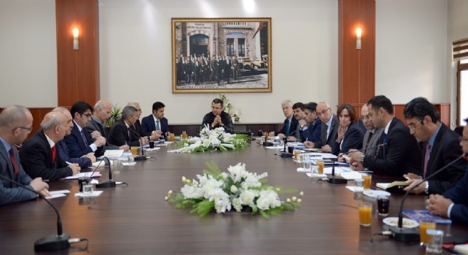 Vali Memiş'ten eğitim istişaresi