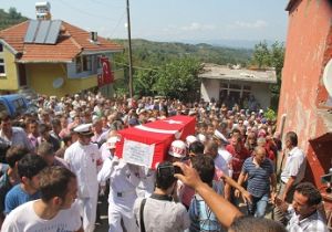 Şehit Çevik dualarla uğurlandı