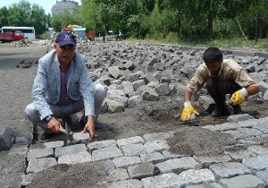 Yakutiye 'Taş'laşıyor..