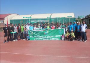 Teniste Doğu yaklaşımı