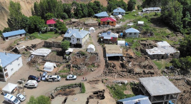 Çat'ta 2 bin çadır kurulumu tamamlandı