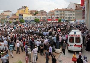 Şehit anasından milli metanet